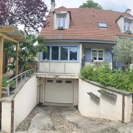 Maison 8p Proche Paris Prázdninový dům *